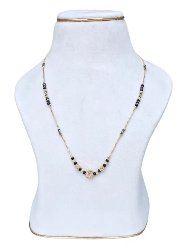 BLACK BEADS  75621