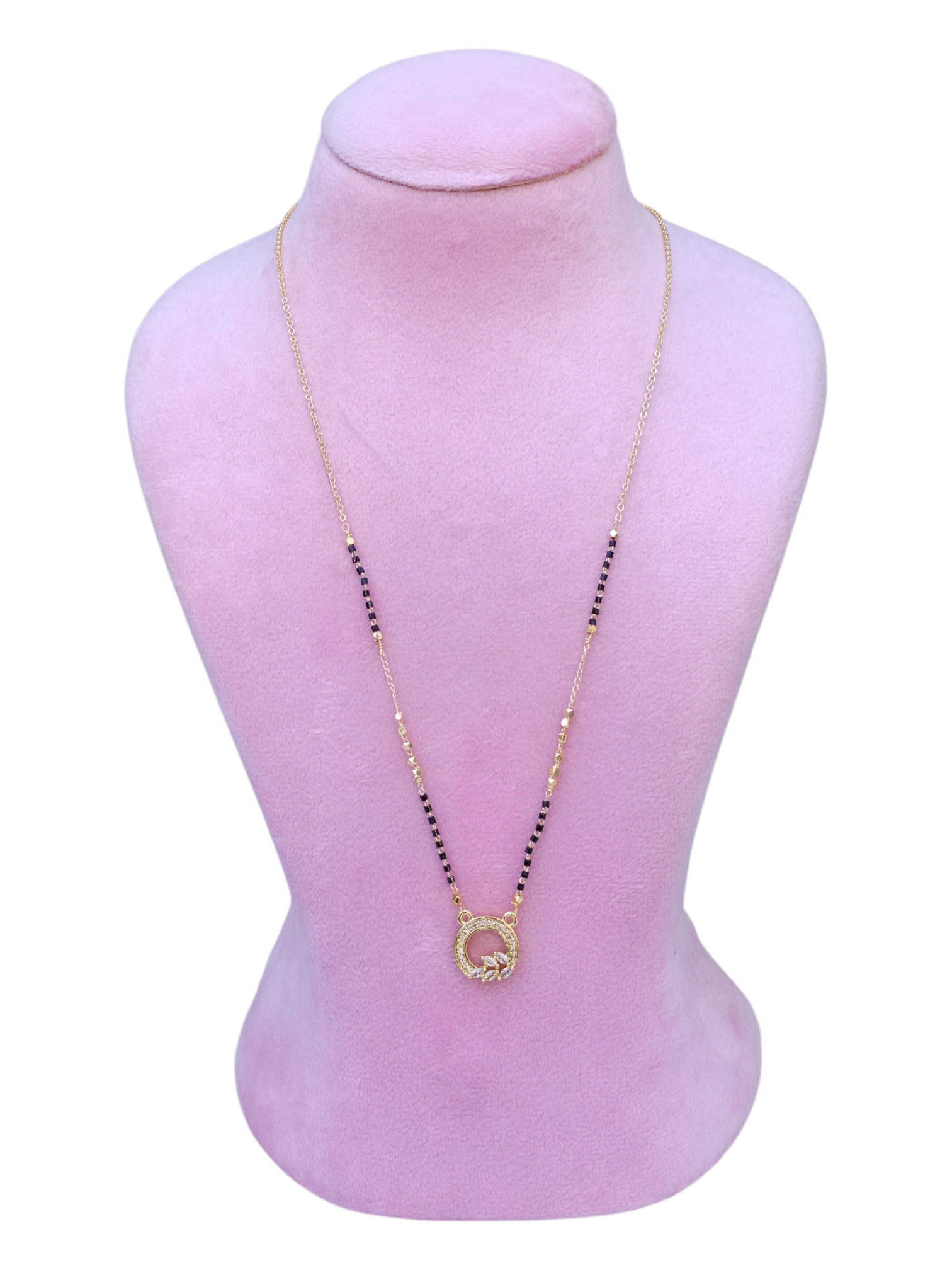 BLACK BEADS  75566