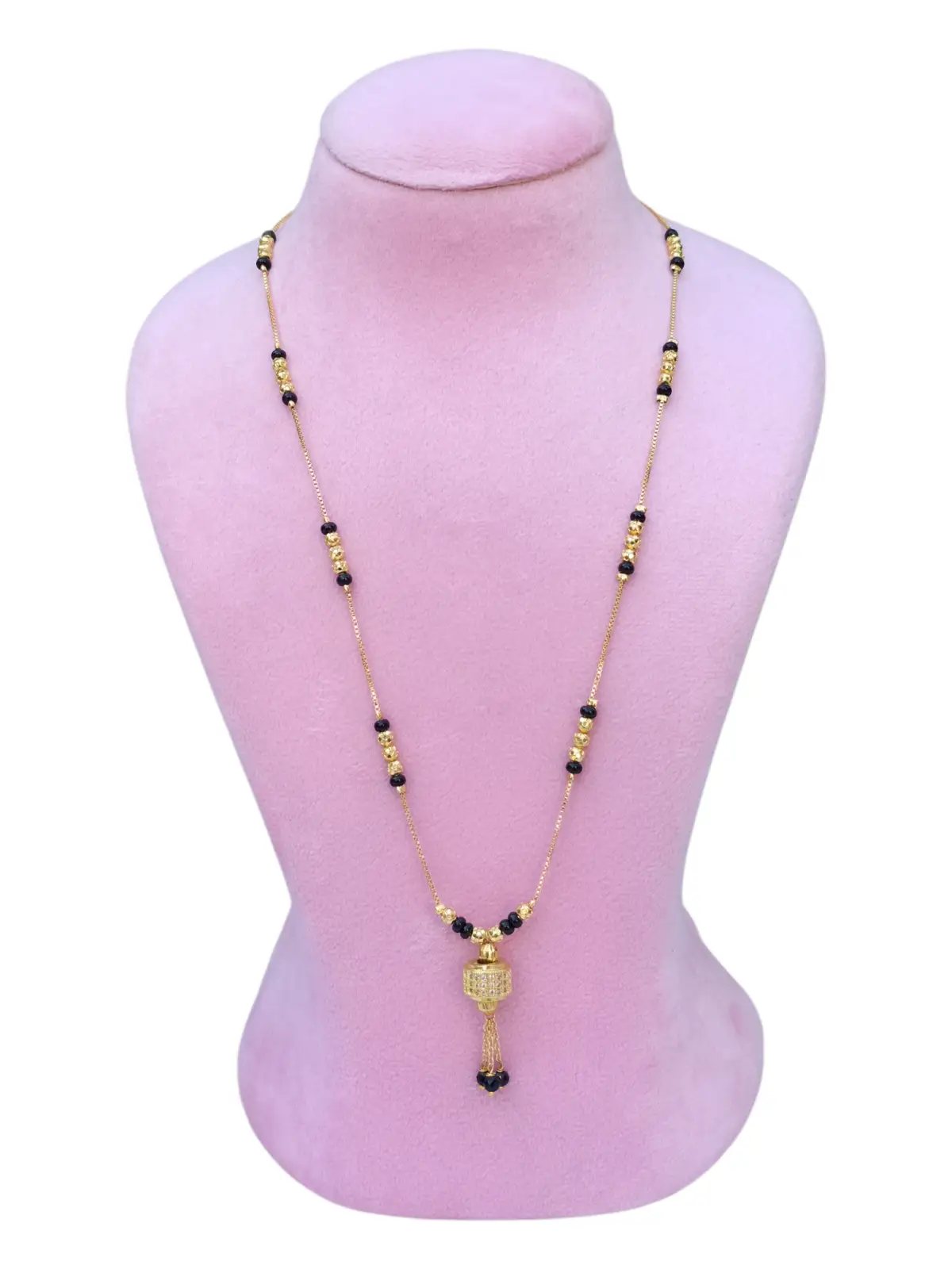 BLACK BEADS  75627