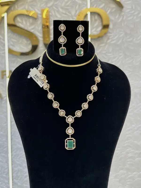 VICTORIAN SHORT 83356