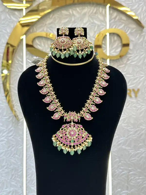 KUNDAN SHORT 79657