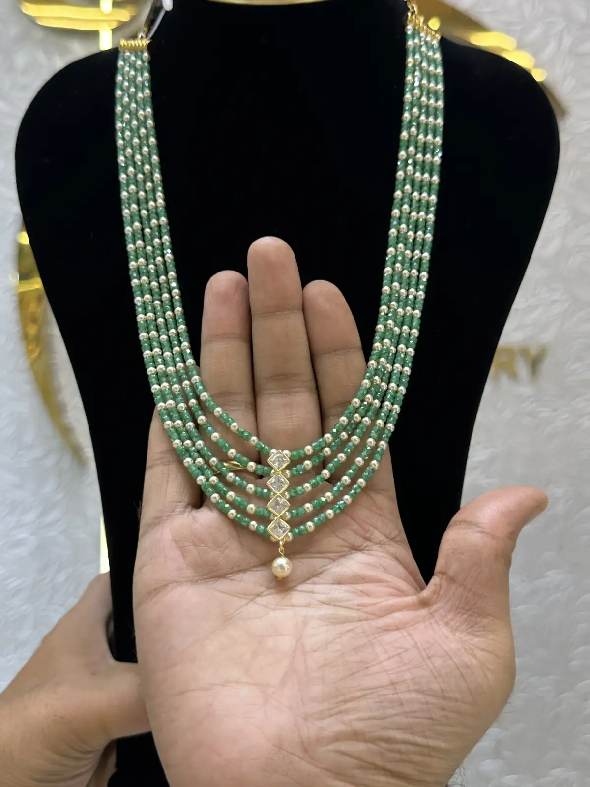 BEADS JEWELLERY 84091