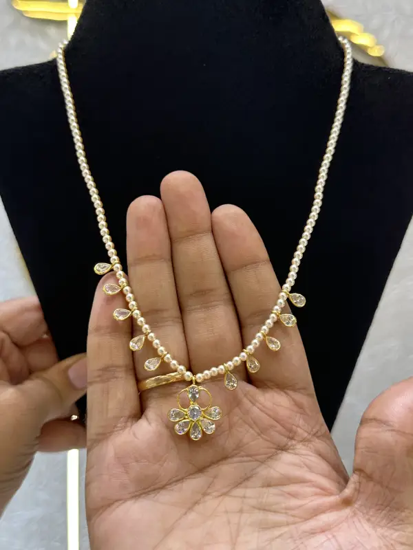 BEADS JEWELLERY 84090