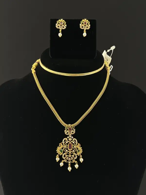 NECKLACES 85359