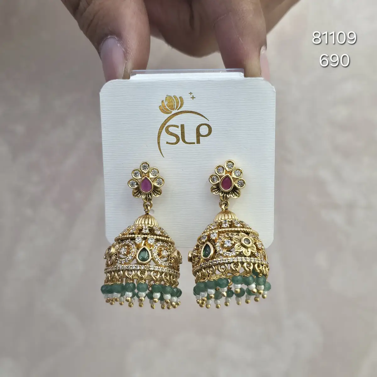 MATT EARRINGS 81109