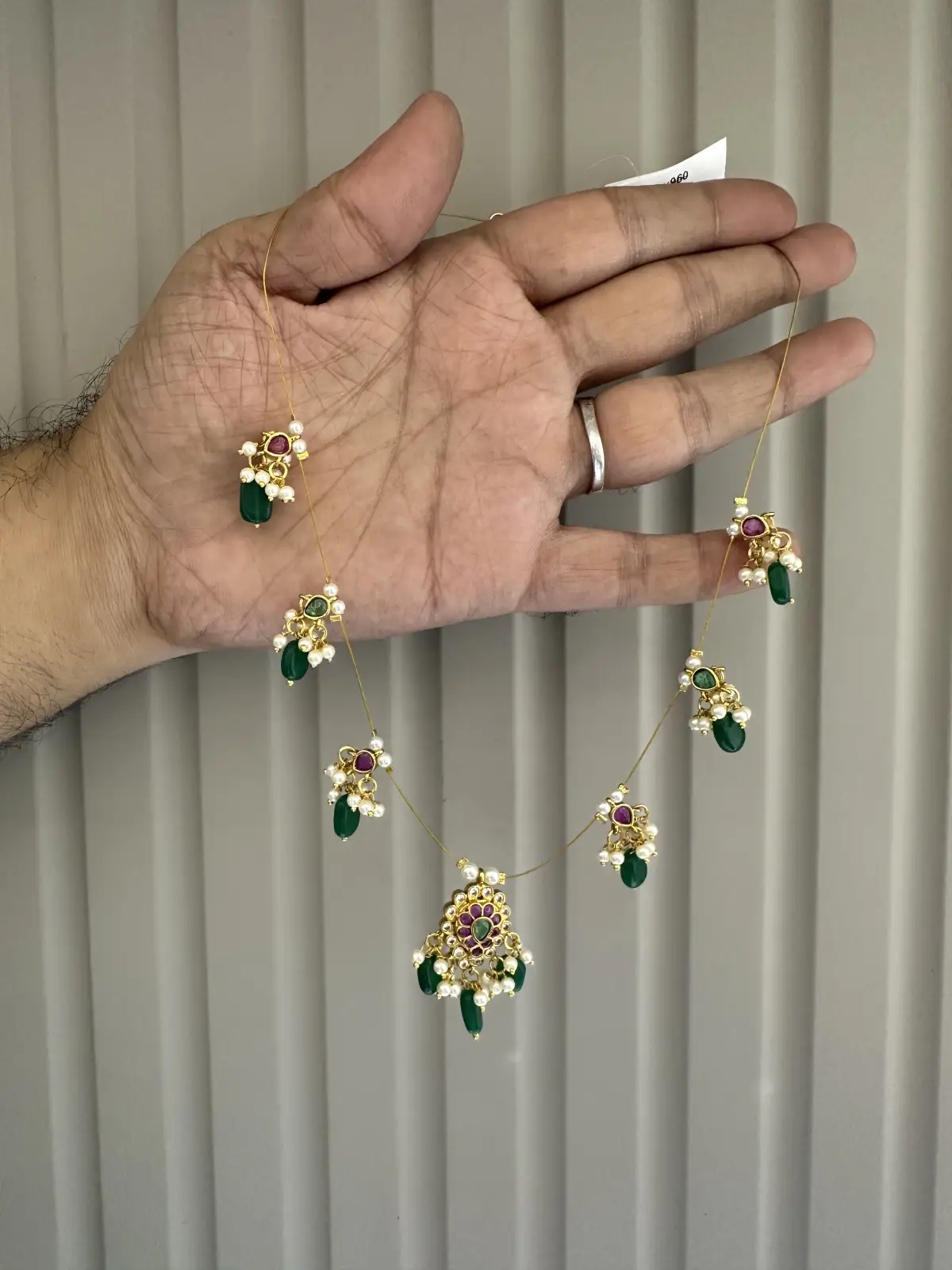 INVISIBLE NECKLACE 81732