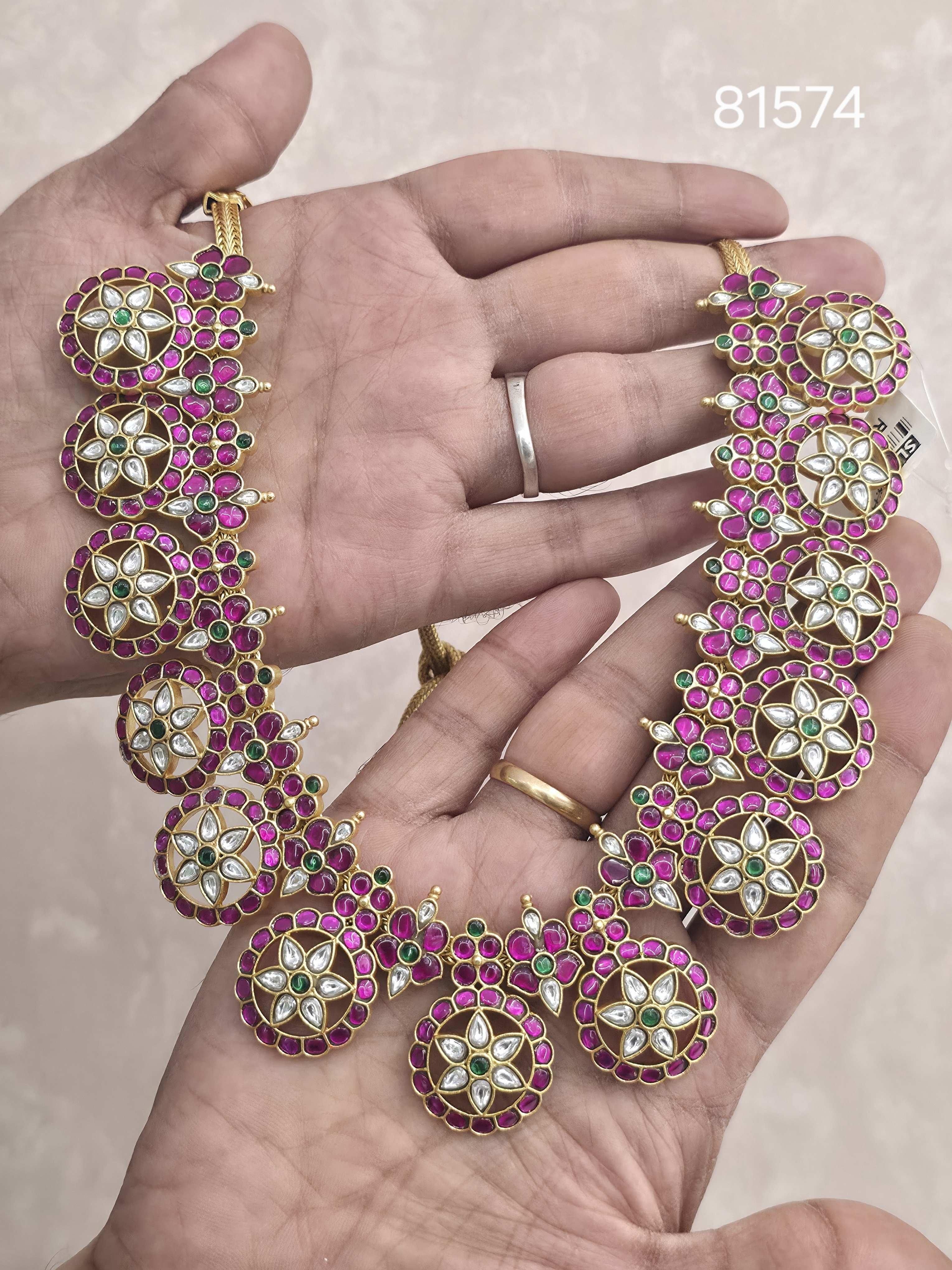 NECKLACE 81574