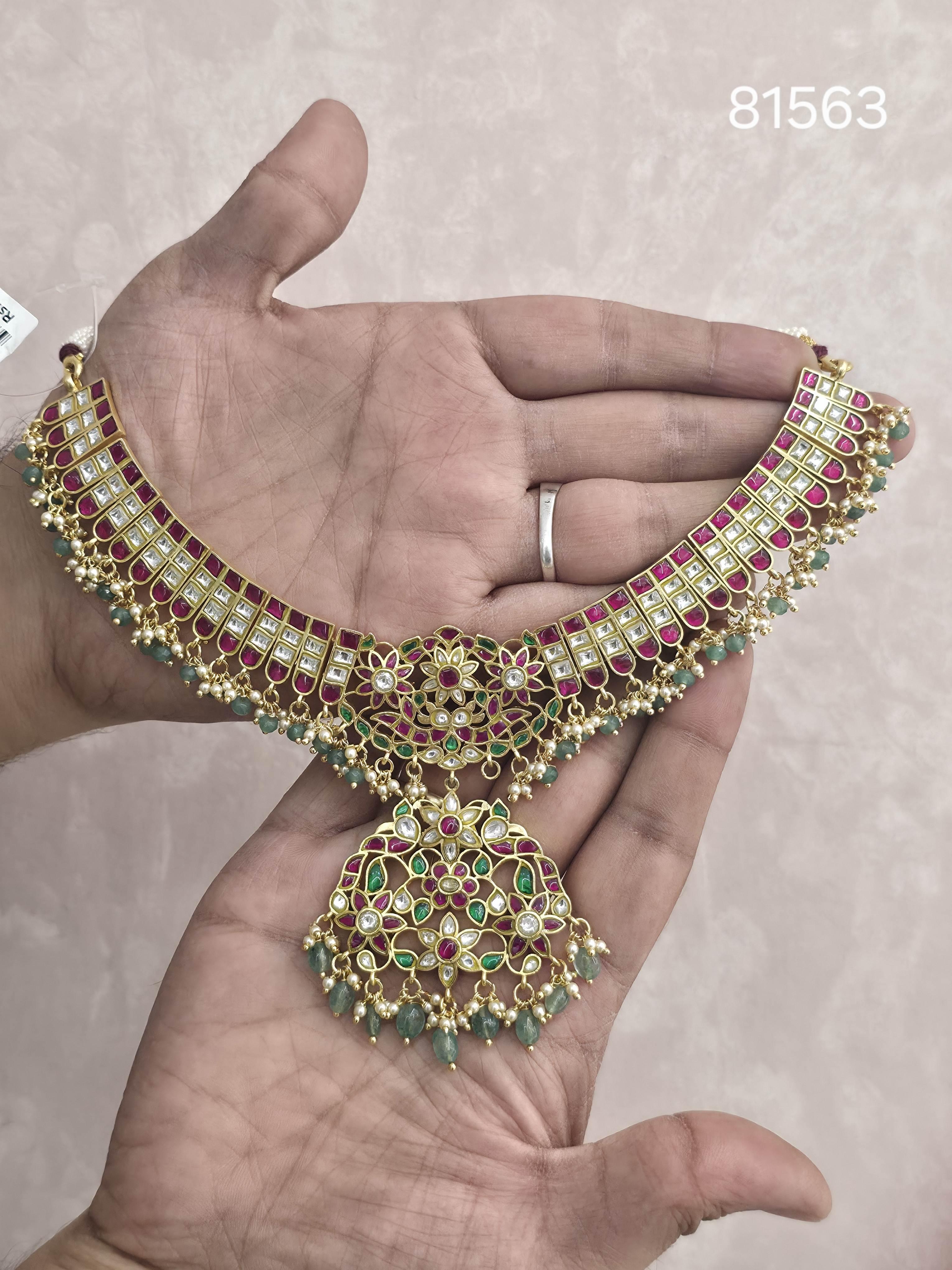 NECKLACE 81563
