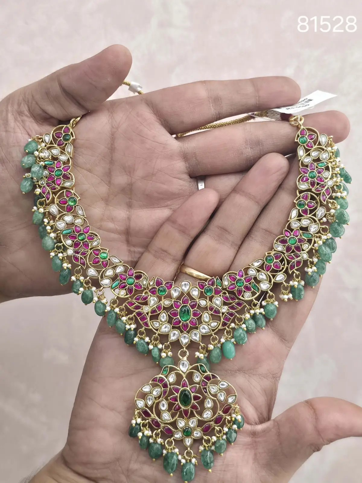 NECKLACE 81528