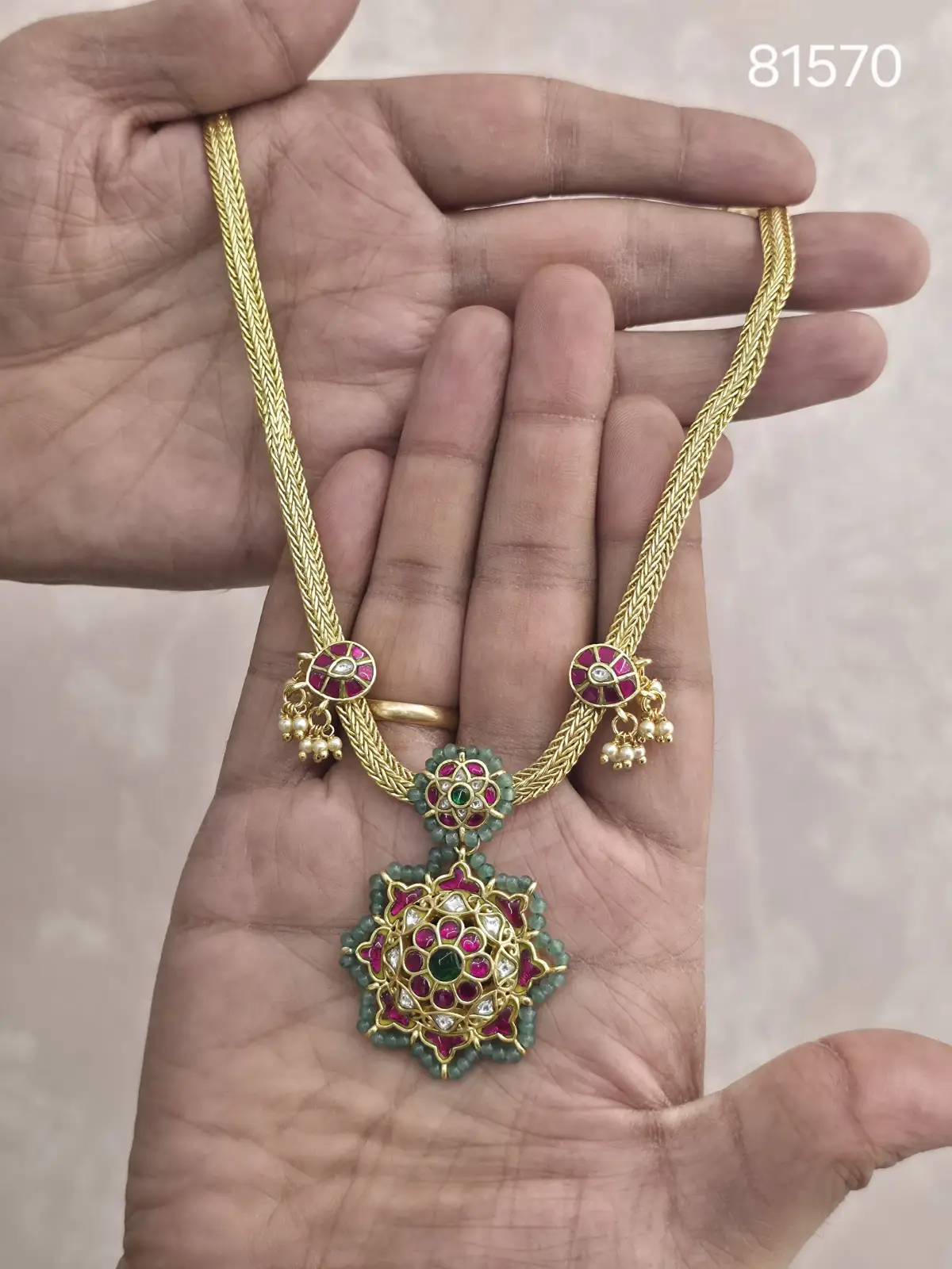 NECKLACE 81570