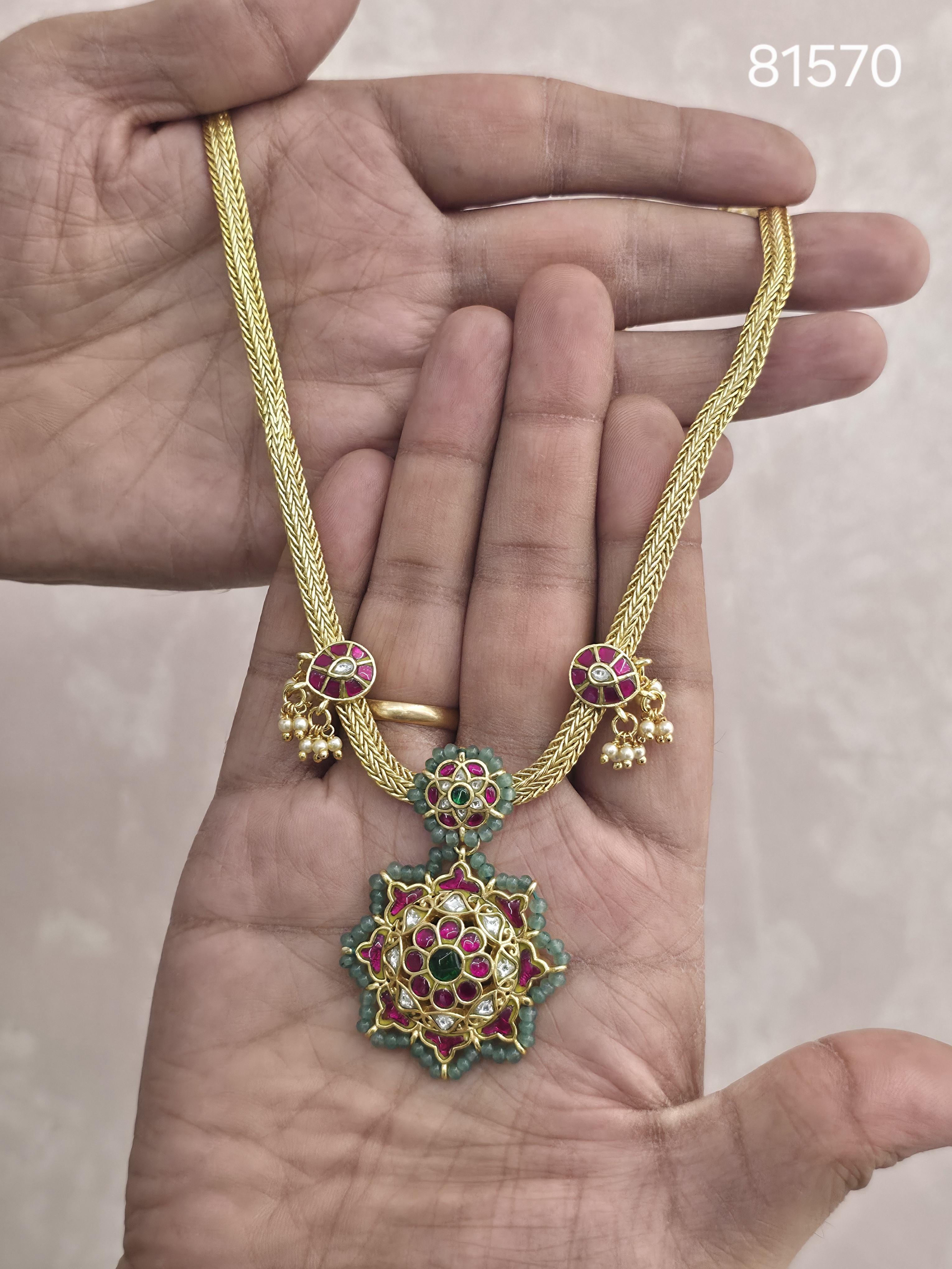 NECKLACE 81570