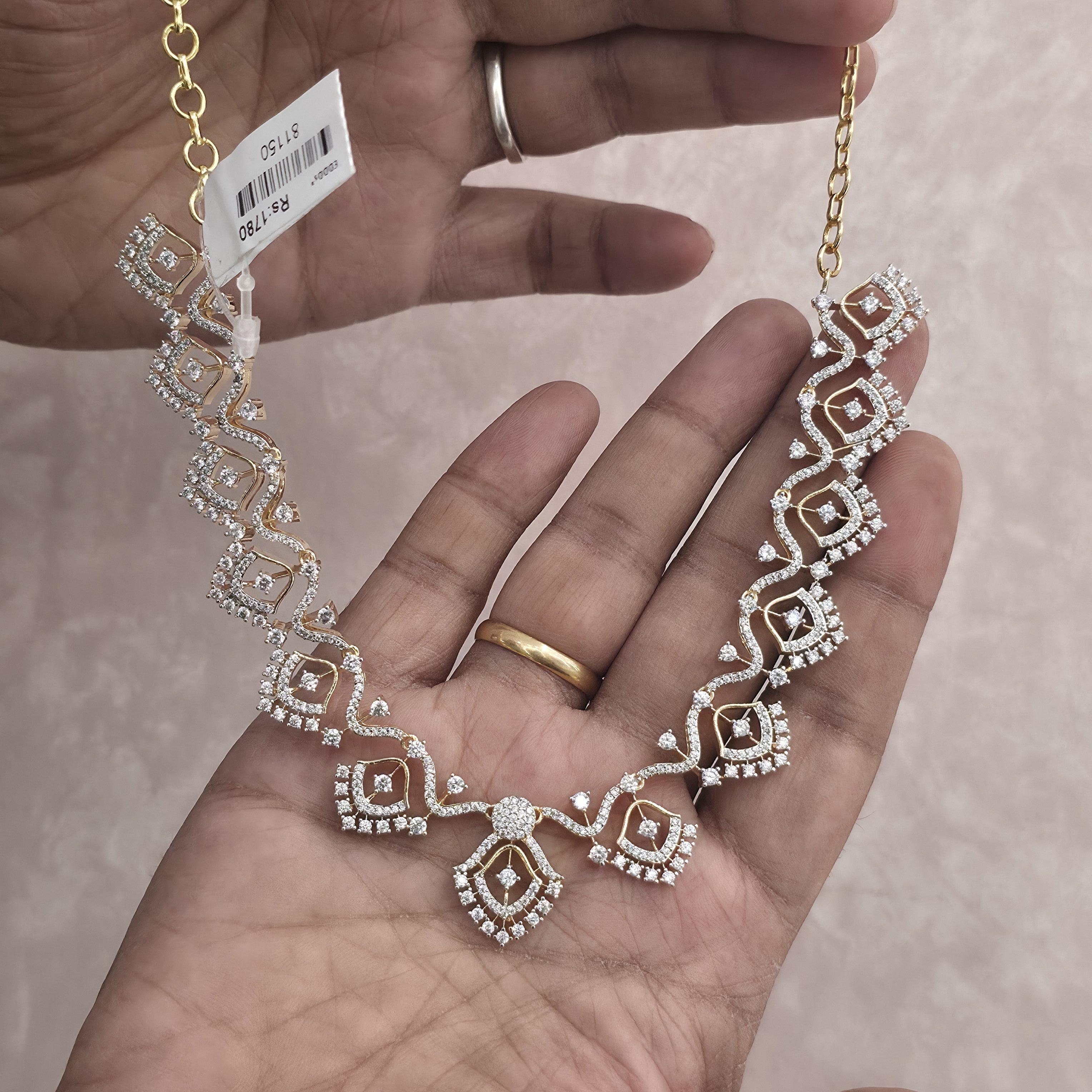NECKLACE 81150