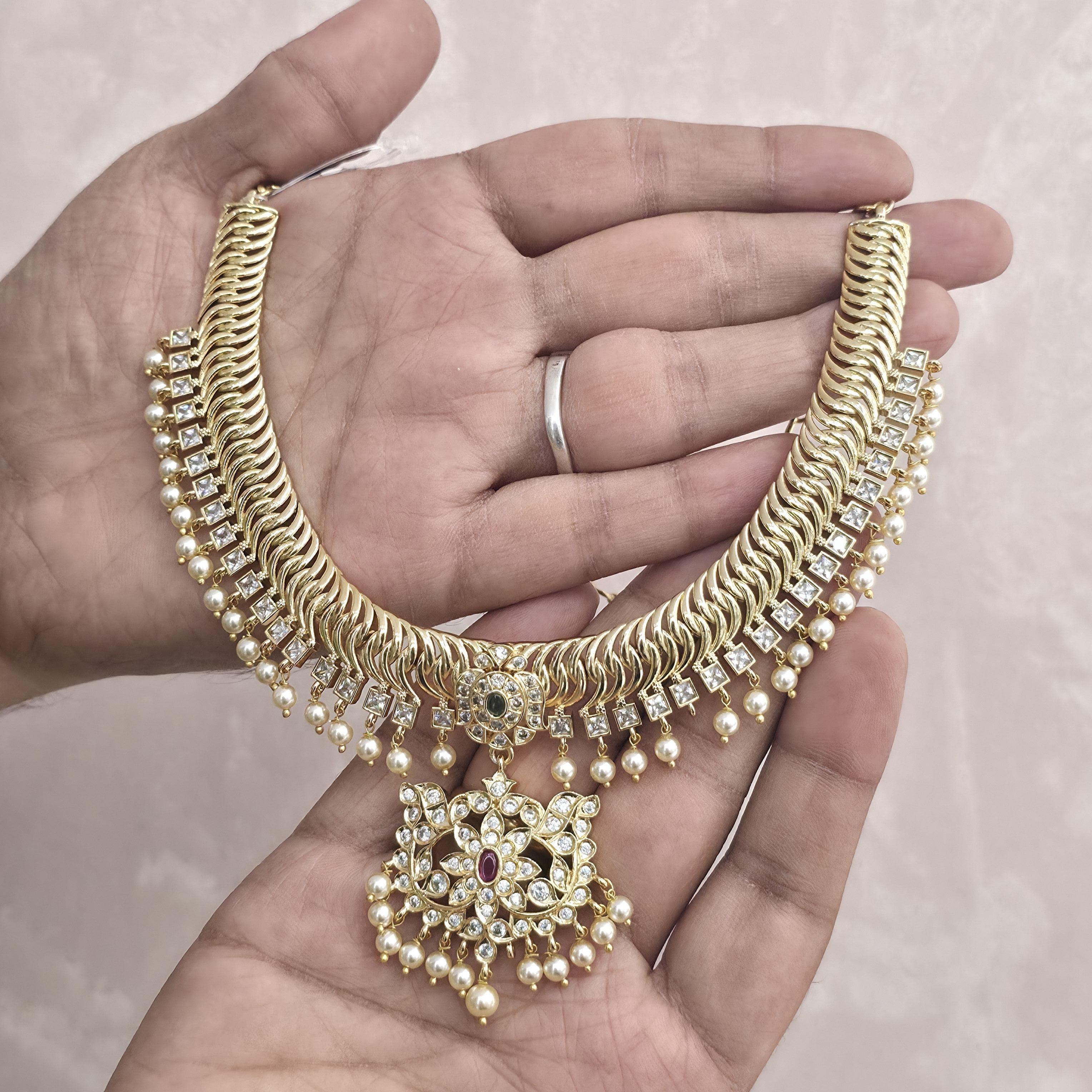 NECKLACE 81214
