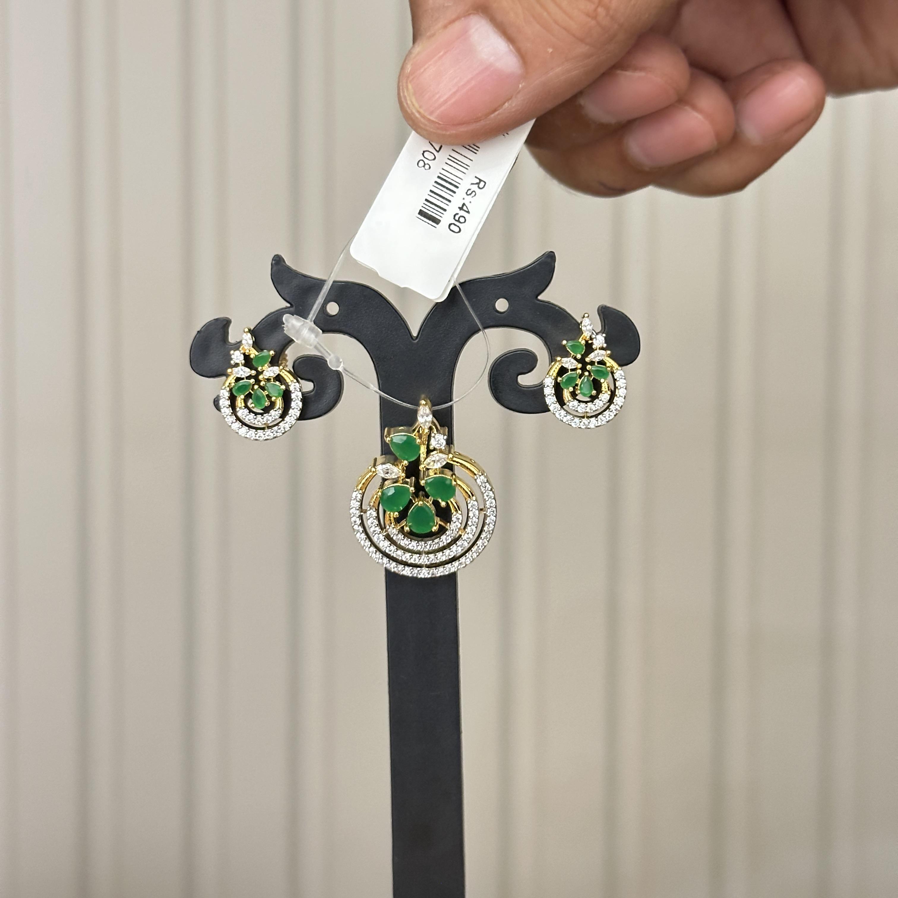 GJ PENDANT SET 81708