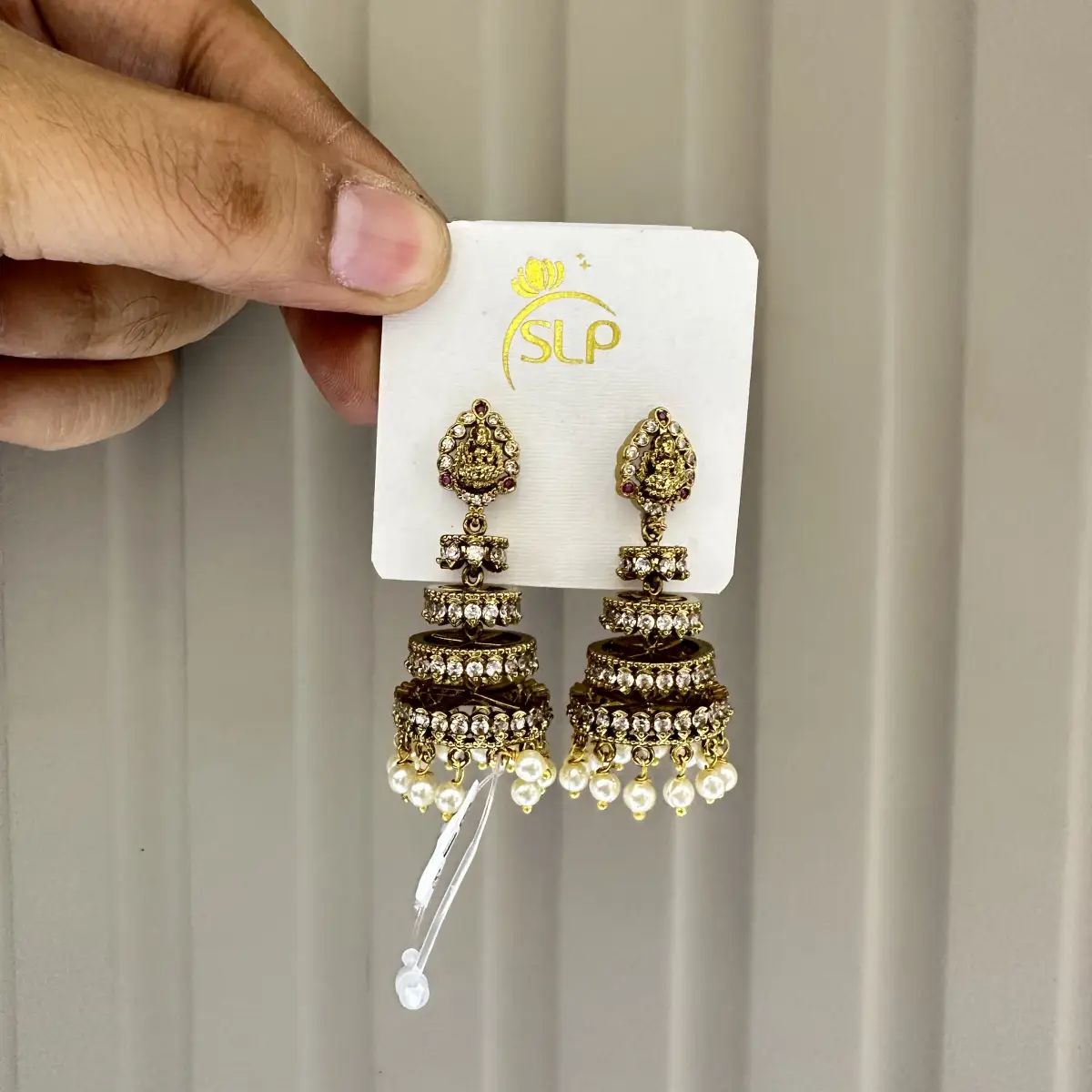 MATT EARRINGS 81591