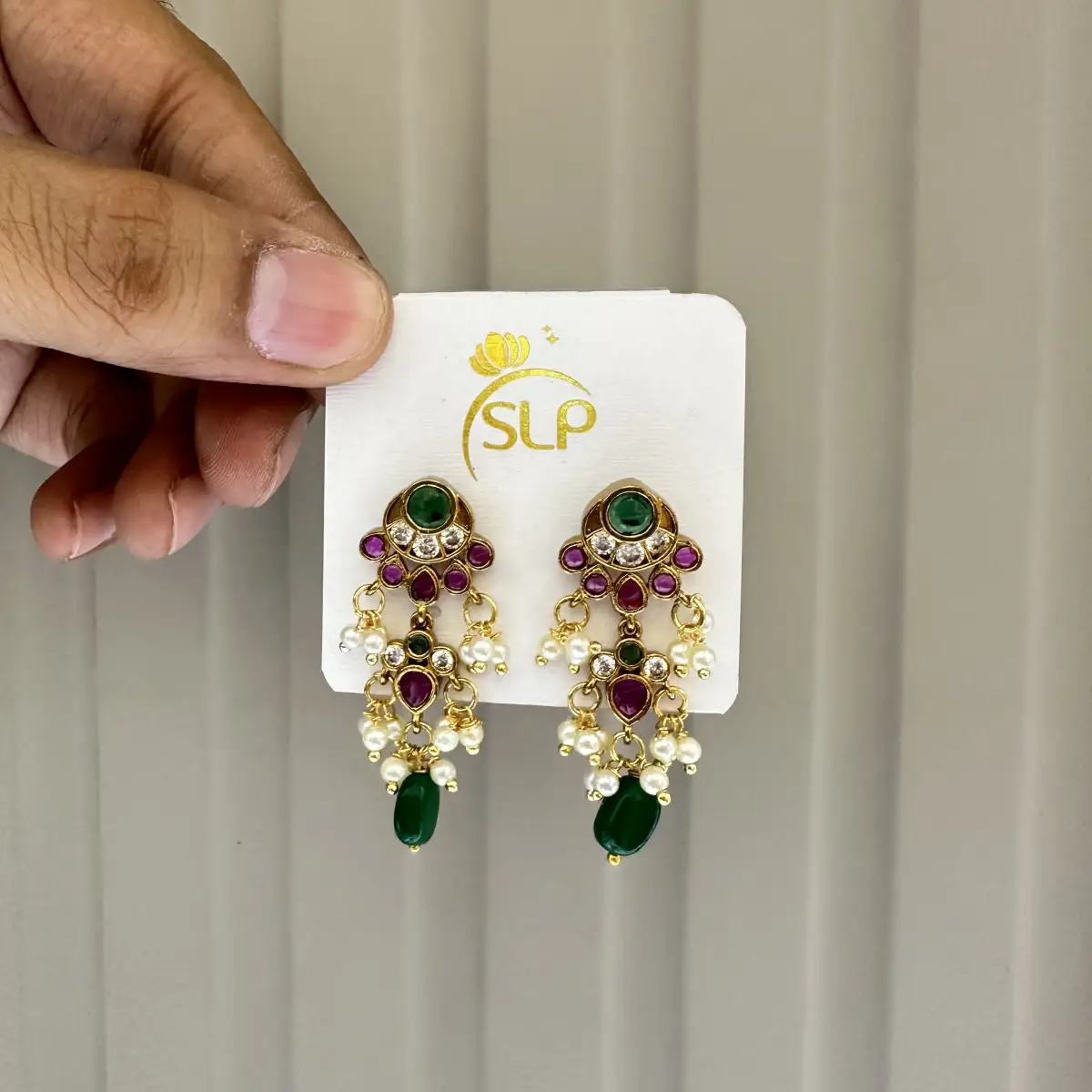MATT EARRINGS 82197