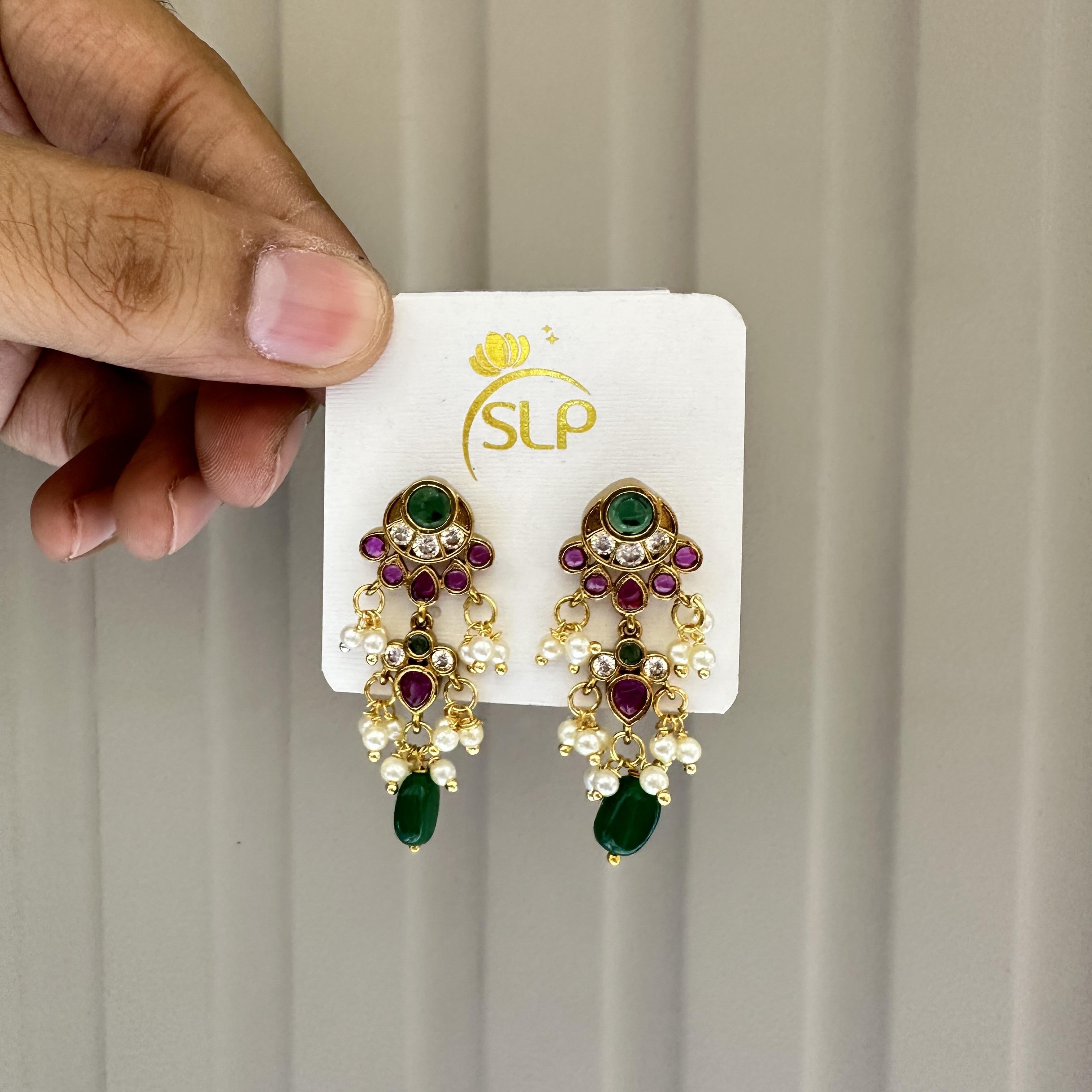 MATT EARRINGS 82197