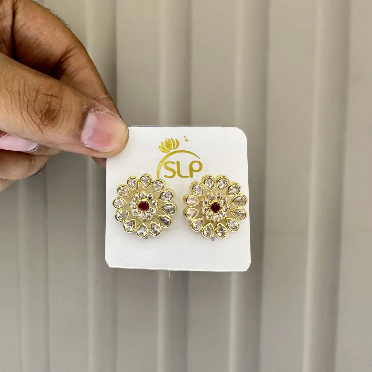 MATT EARRINGS 82275