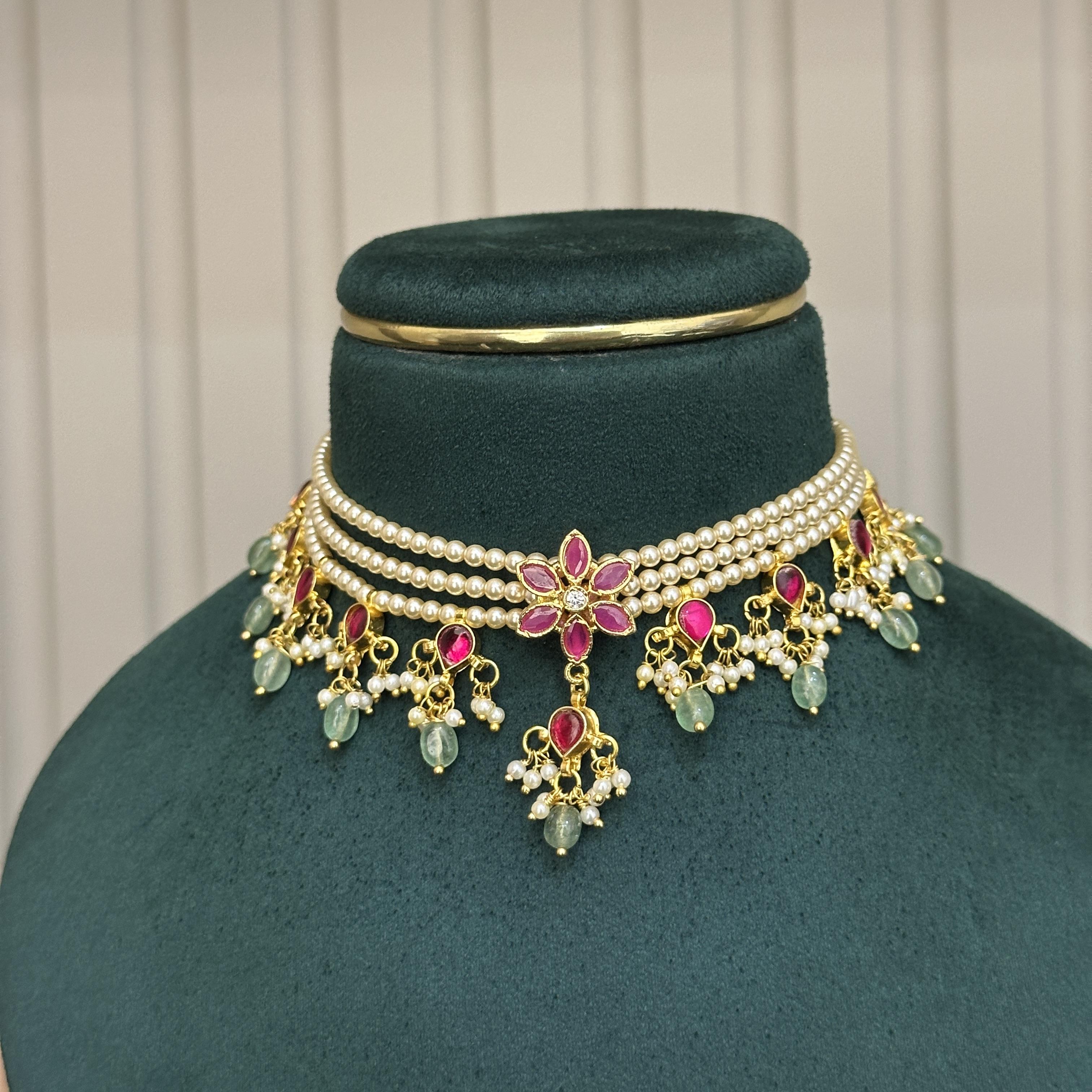 B BEADS CHOKER 82160