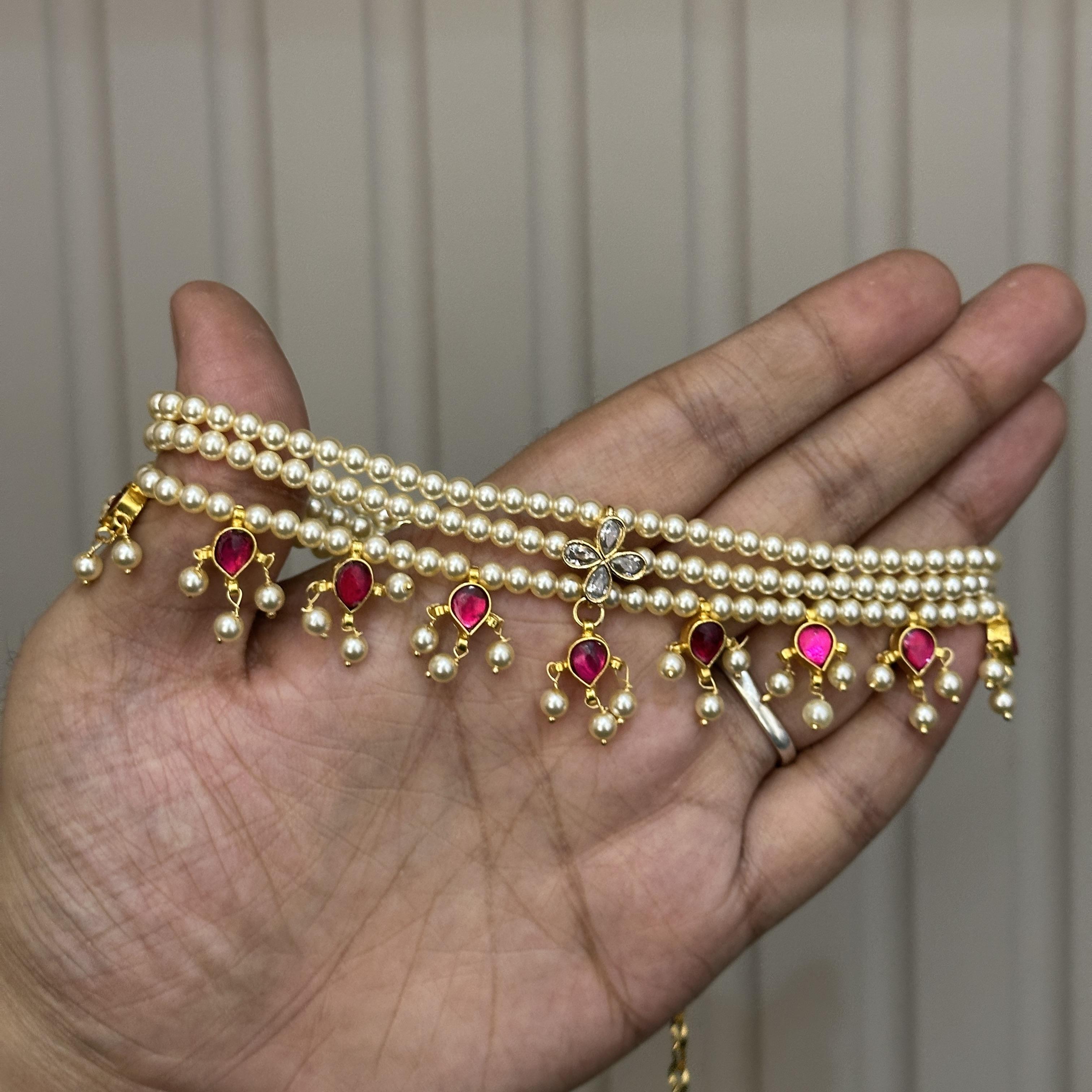 B BEADS CHOKER 79860
