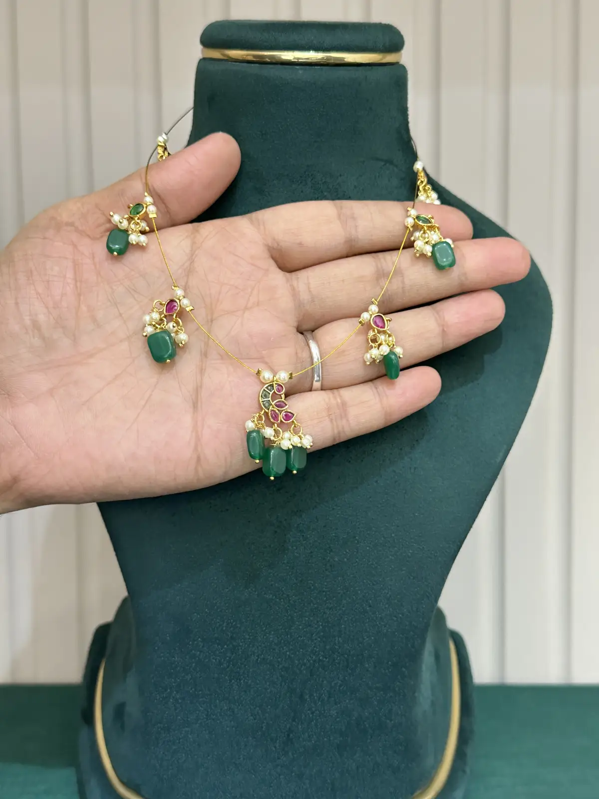 INVISIBLE NECKLACE 81732