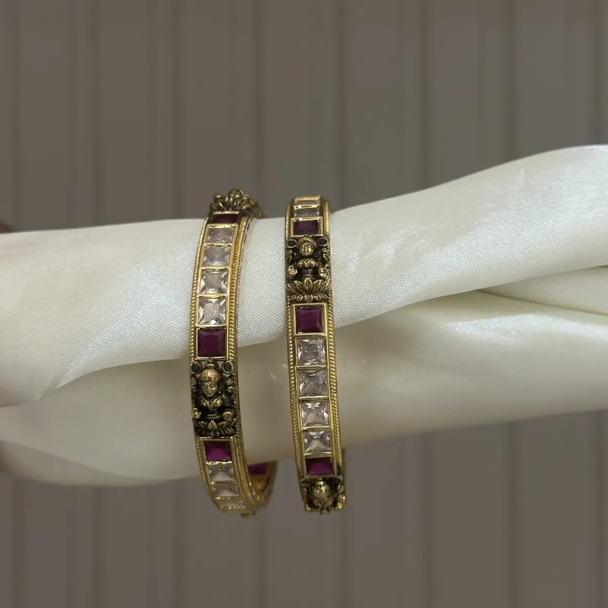 CZ BANGLES B0002
