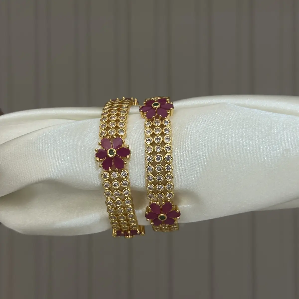 CZ BANGLES B0008