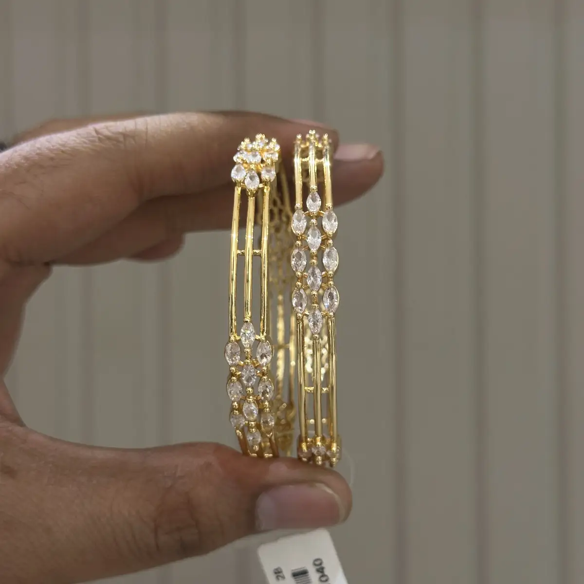 CZ BANGLES B00011