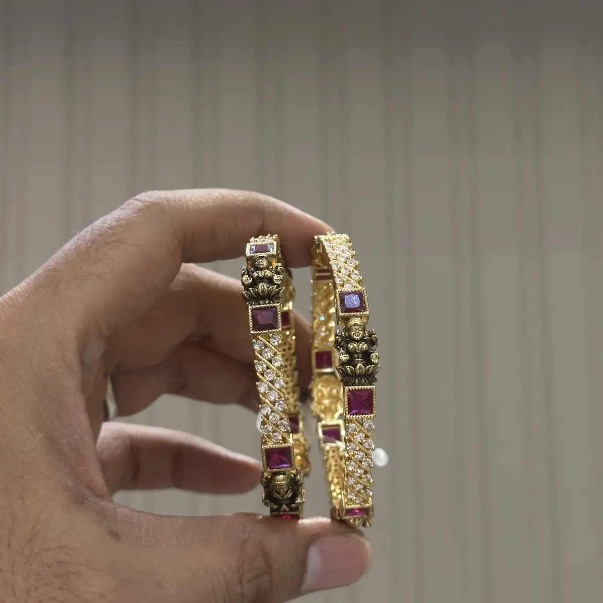 CZ BANGLES B00013