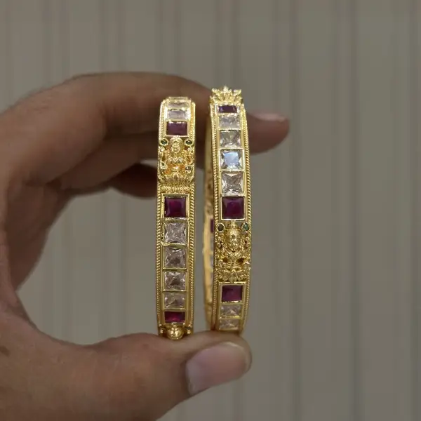 CZ BANGLES B00017
