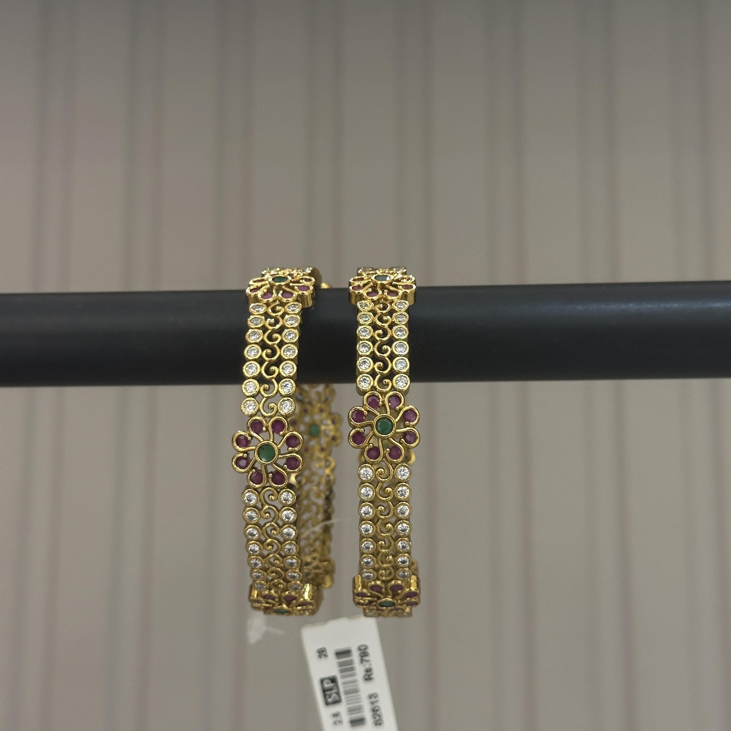 BANGLES B00019