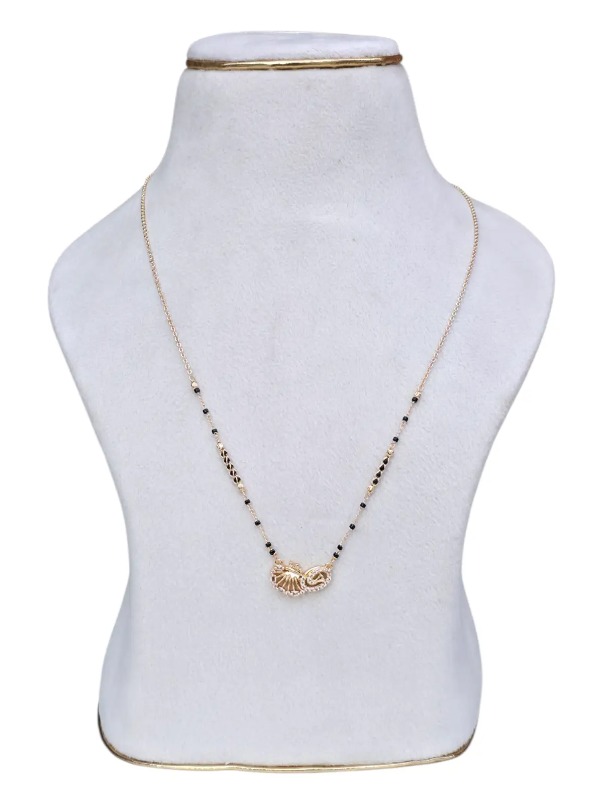 BLACK BEADS  75613