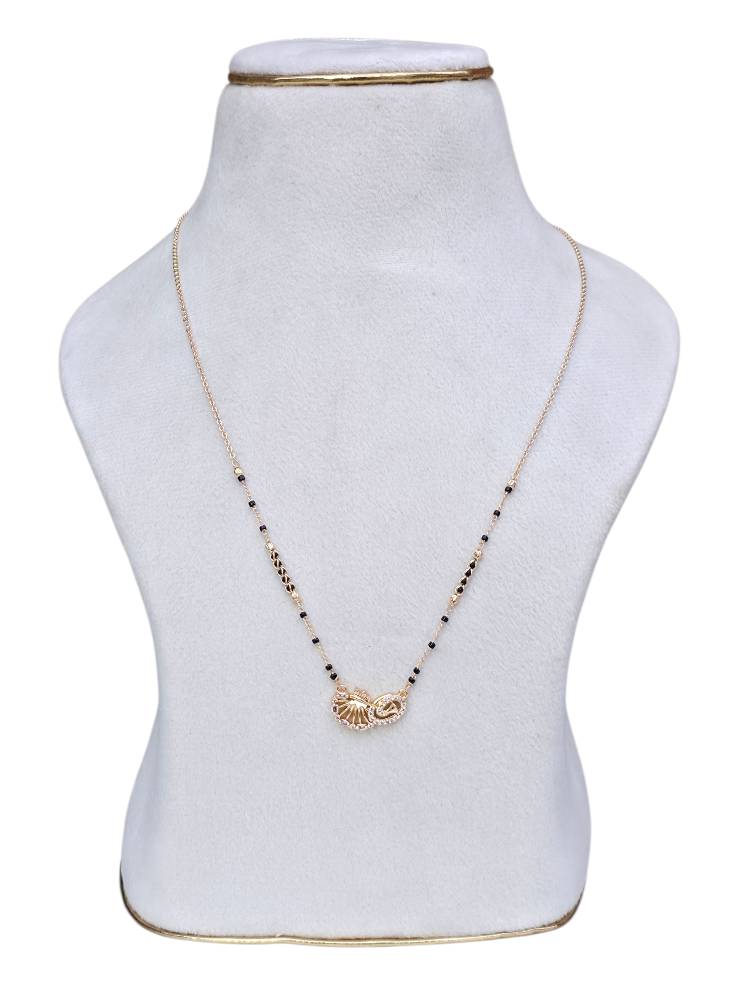 BLACK BEADS  75613