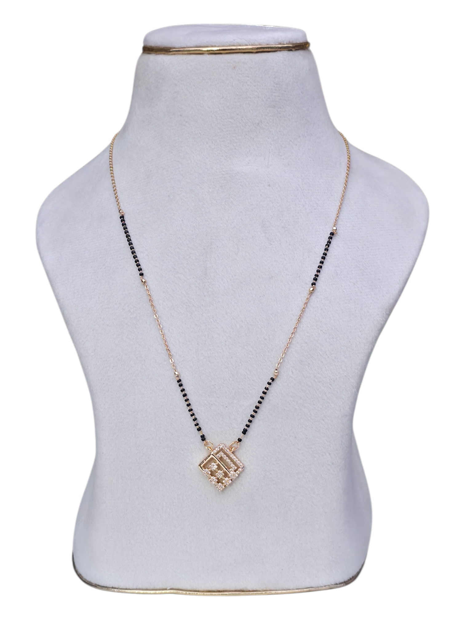 BLACK BEADS  75614