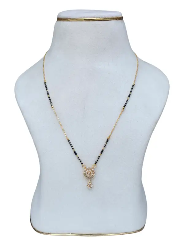 BLACK BEADS  75624