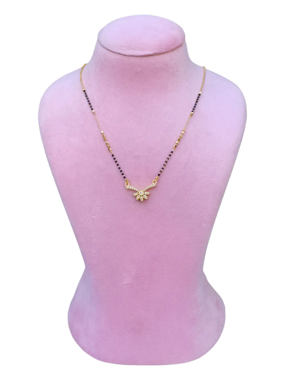 BLACK BEADS  75623