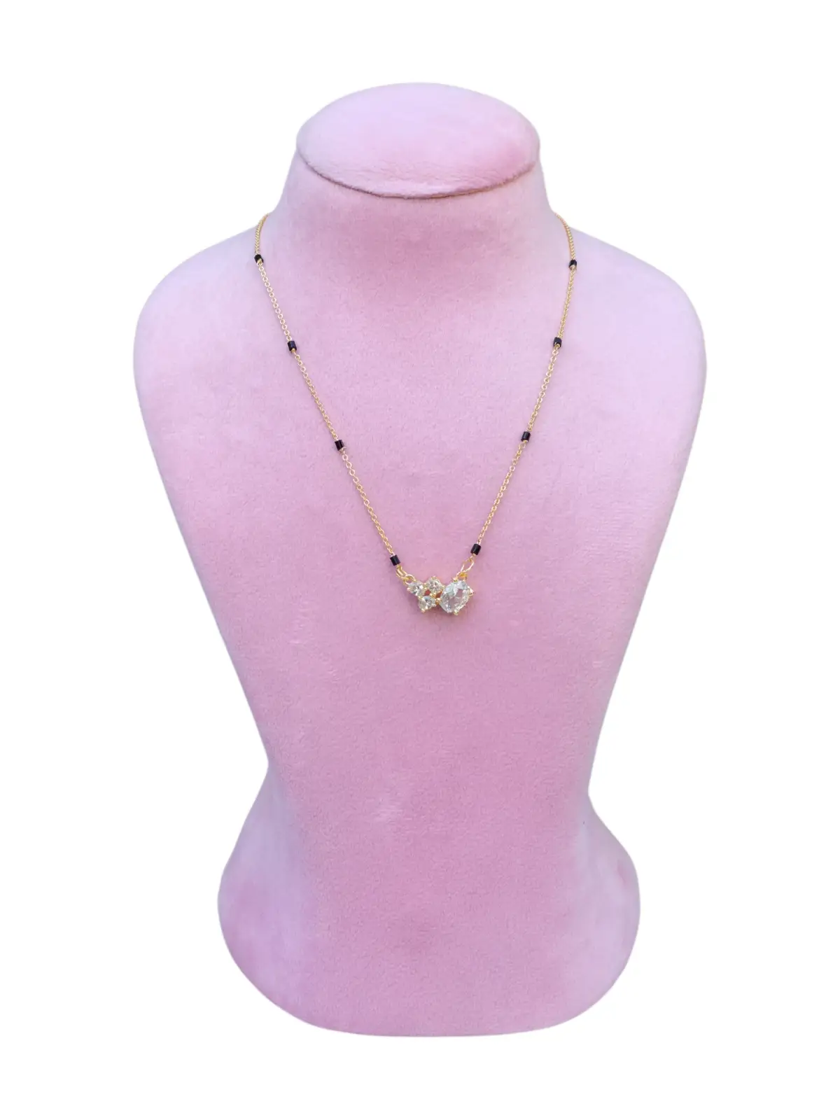 BLACK BEADS  75619