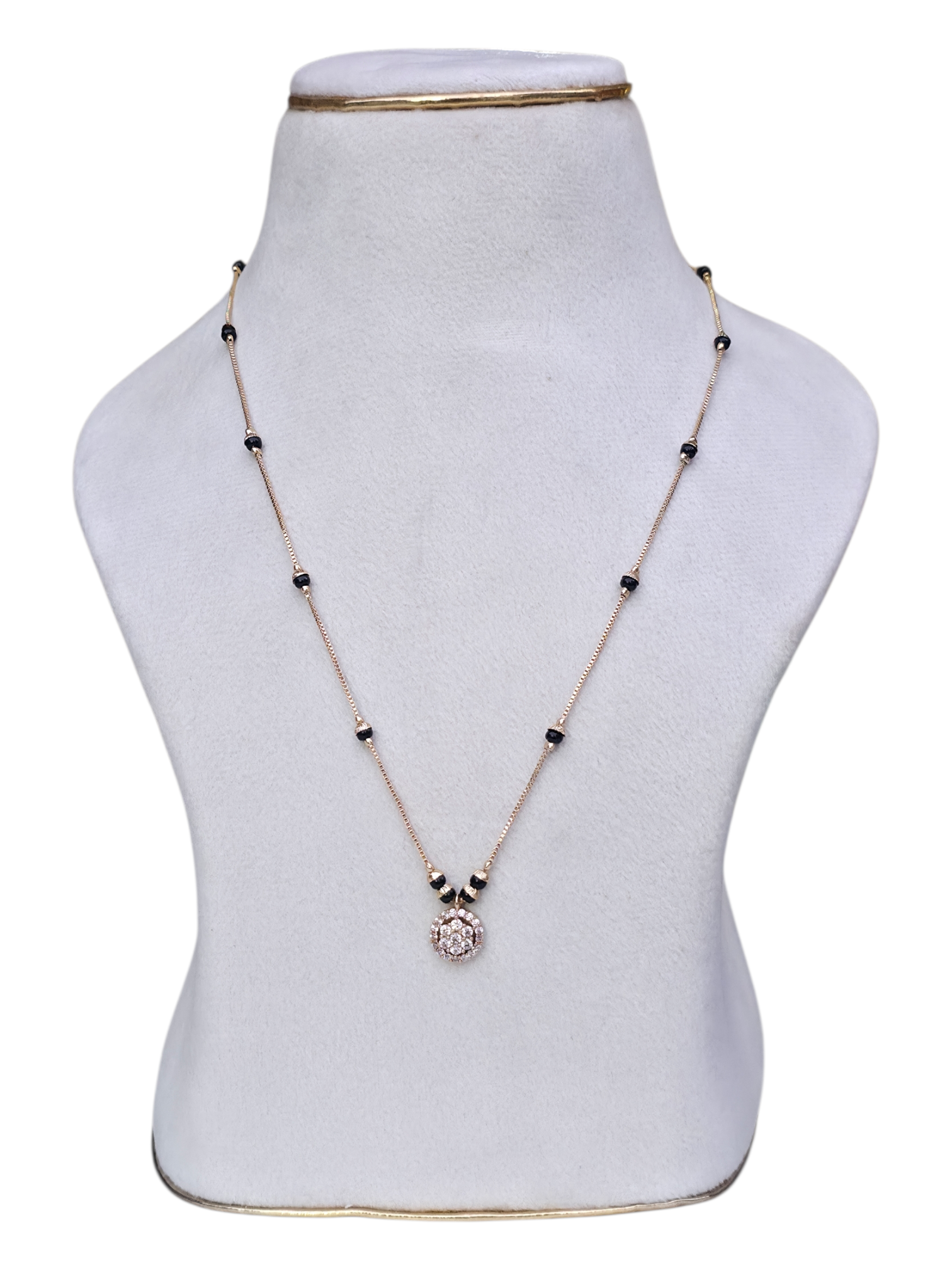 BLACK BEADS  75593