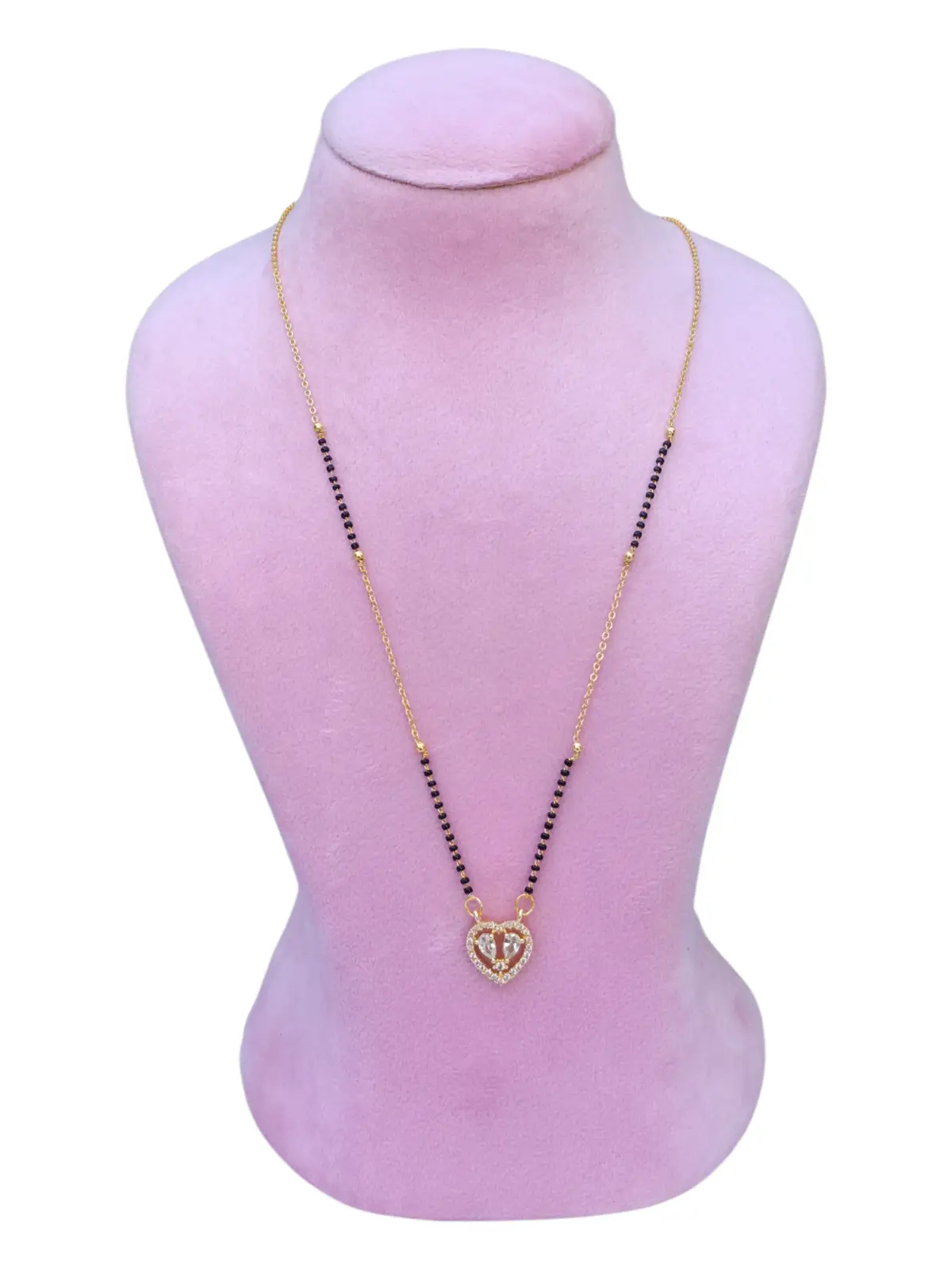 BLACK BEADS  75591